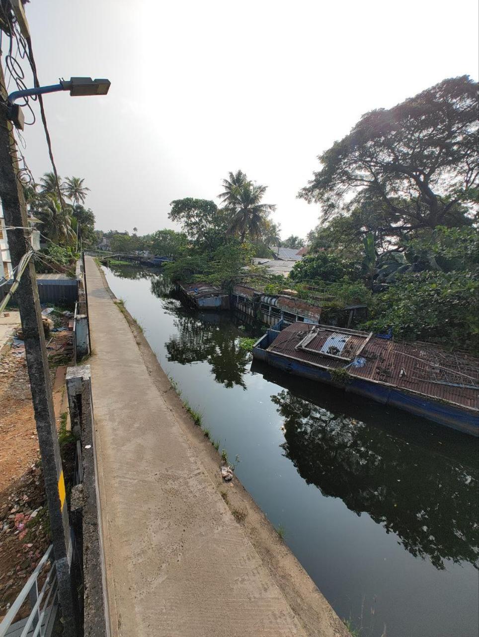 Paddy N Canal Homestay Alappuzha ภายนอก รูปภาพ
